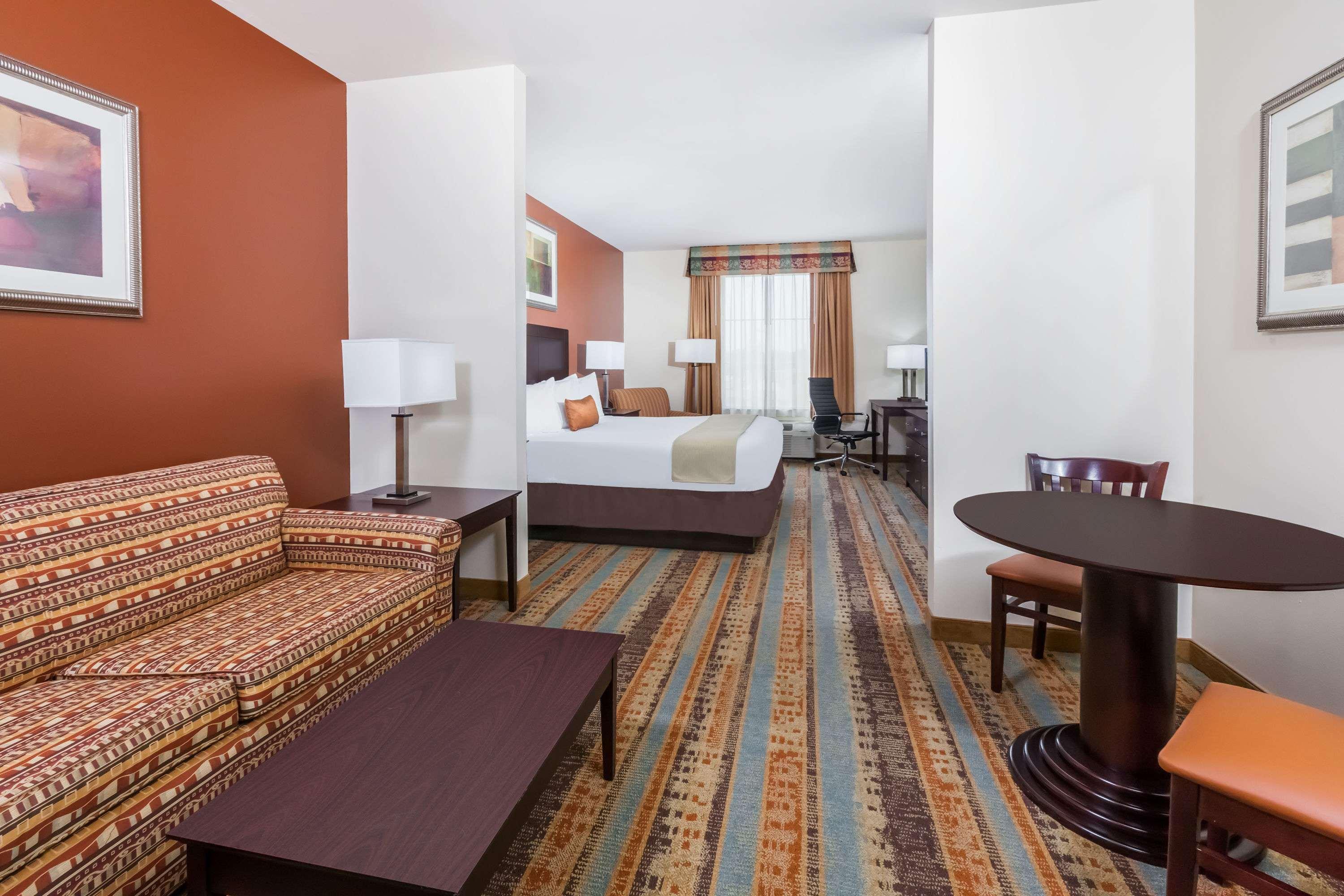 Hotel Baymont By Wyndham Henderson Exteriér fotografie